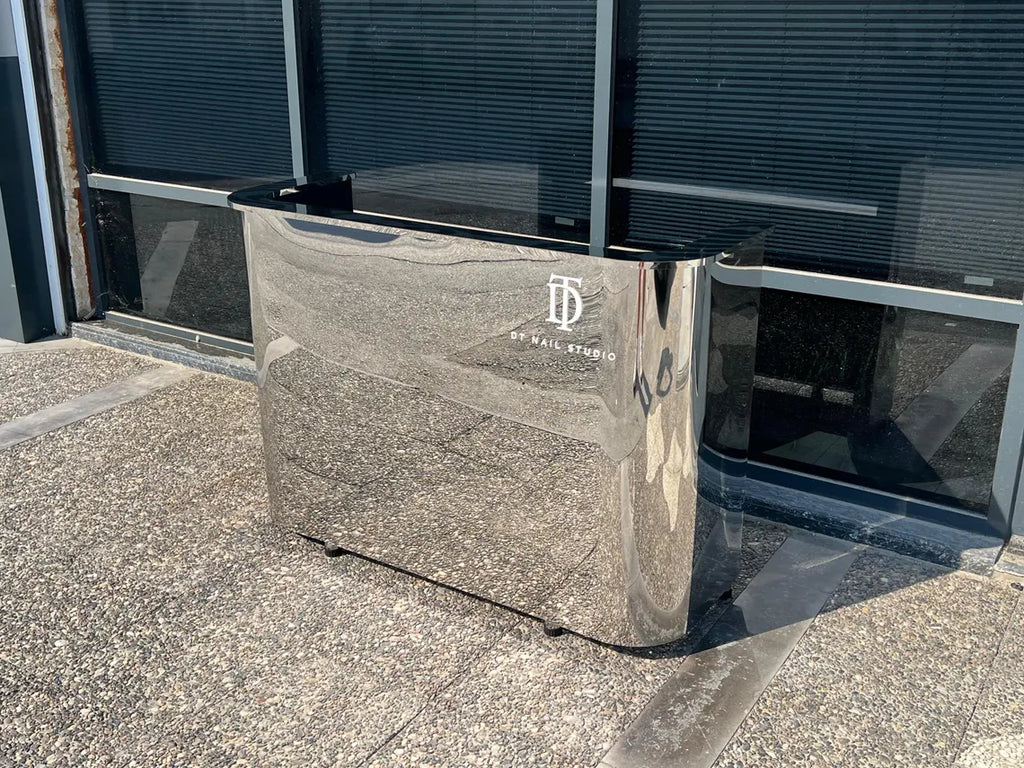 Özel Üretim Aynalı Paslanmaz Çelik Resepsiyon Bankosu, Krom Metal Karşılama Masası – Ofis, Salon ve Mağazalar İçin Modern Lüks Resepsiyon Desk’i
