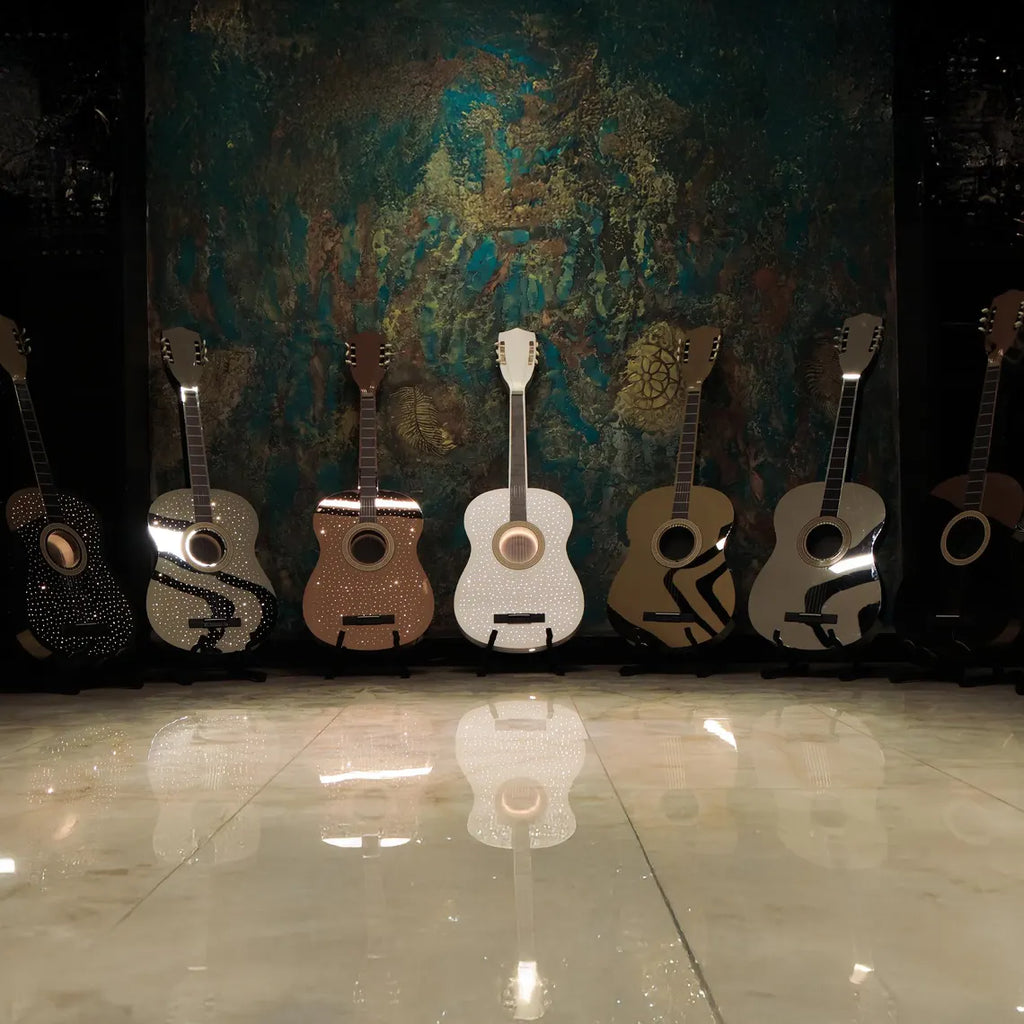 Işıklı Gitar Duvar Dekoru, Paslanmaz Çelik LED Gitar Tablosu, Lüks Müzik Temalı Duvar Dekoru