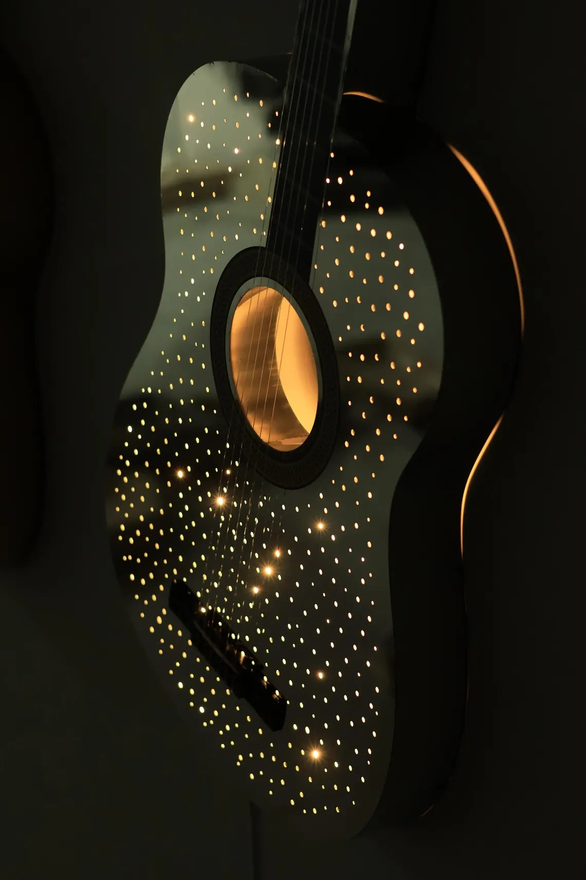 Işıklı Gitar Duvar Dekoru, Paslanmaz Çelik LED Gitar Tablosu, Lüks Müzik Temalı Duvar Dekoru