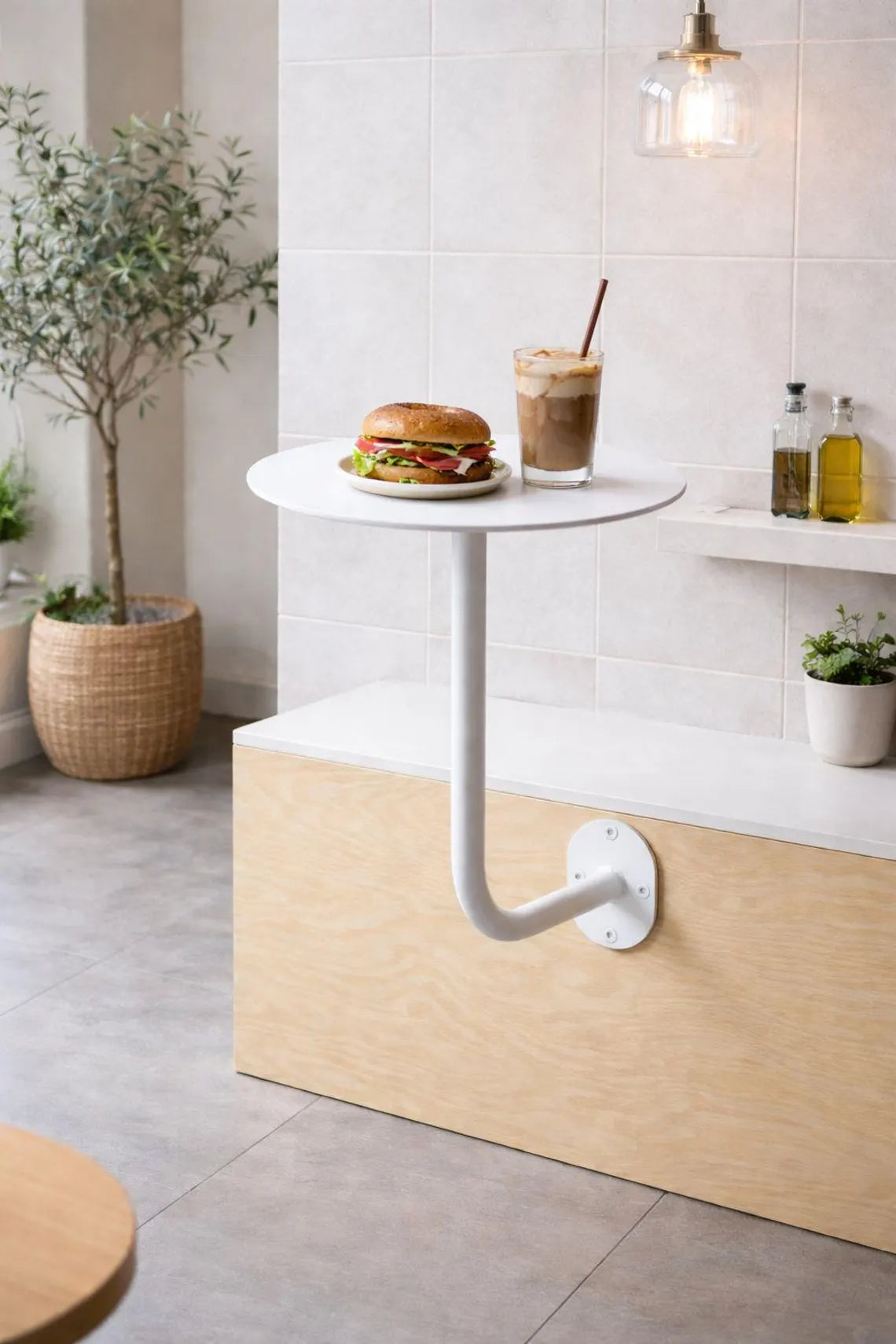 Metal Duvara Monte Bistro Masası, Yer Tasarruflu Kafe Tasarımı