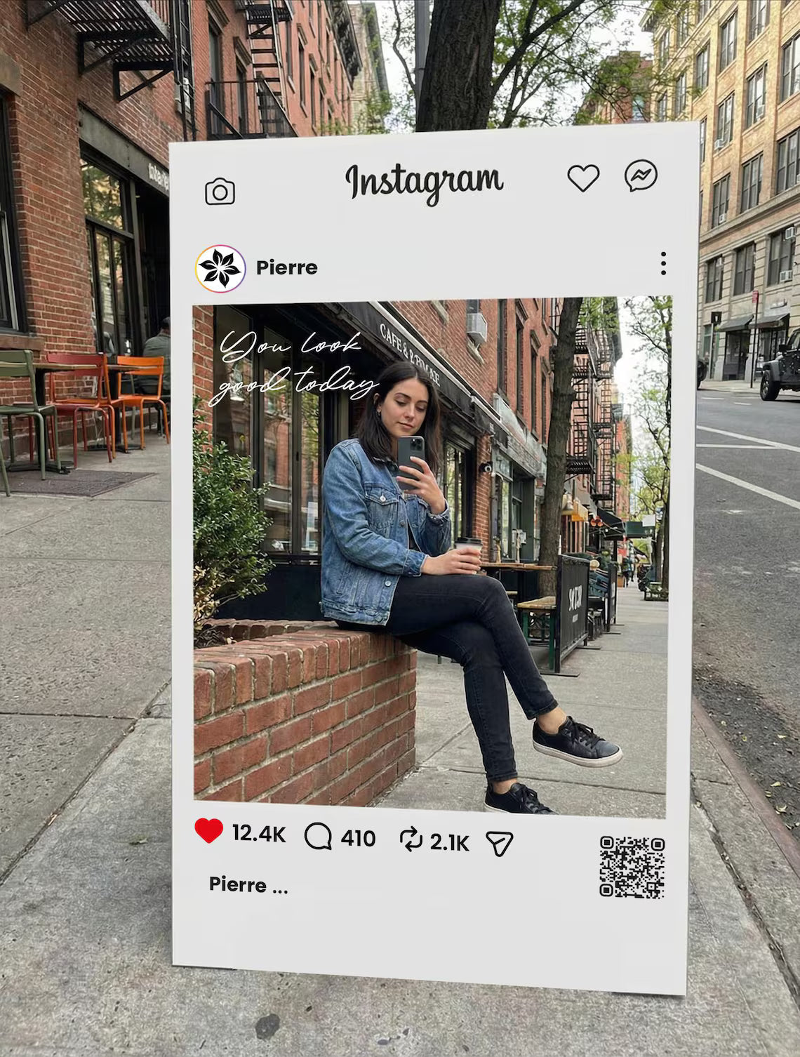 QR Kodlu Sosyal Medya Çerçeve Tabela – Salon & Kafeler İçin Özel Selfie Çerçevesi – Metal Kaldırım Tabelası – Pavement Sign – İşletme Tabelası